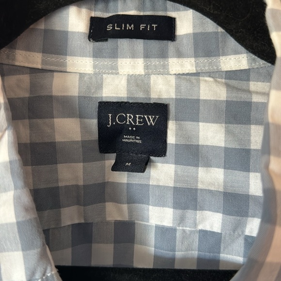 Excellent condition J Crew button down - Picture 2 of 6